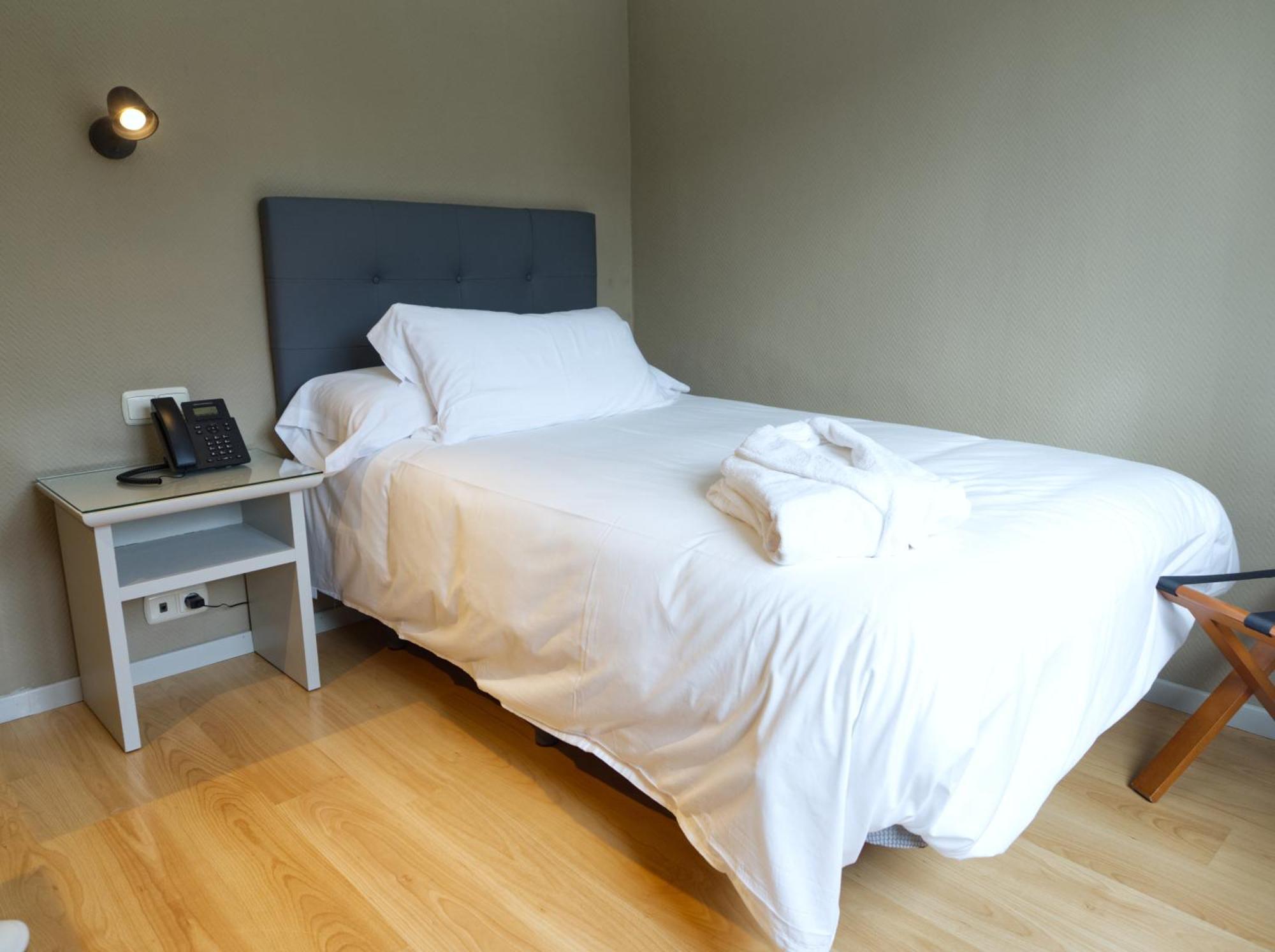 Hotel Ciudad Del Sol Эсиха Экстерьер фото